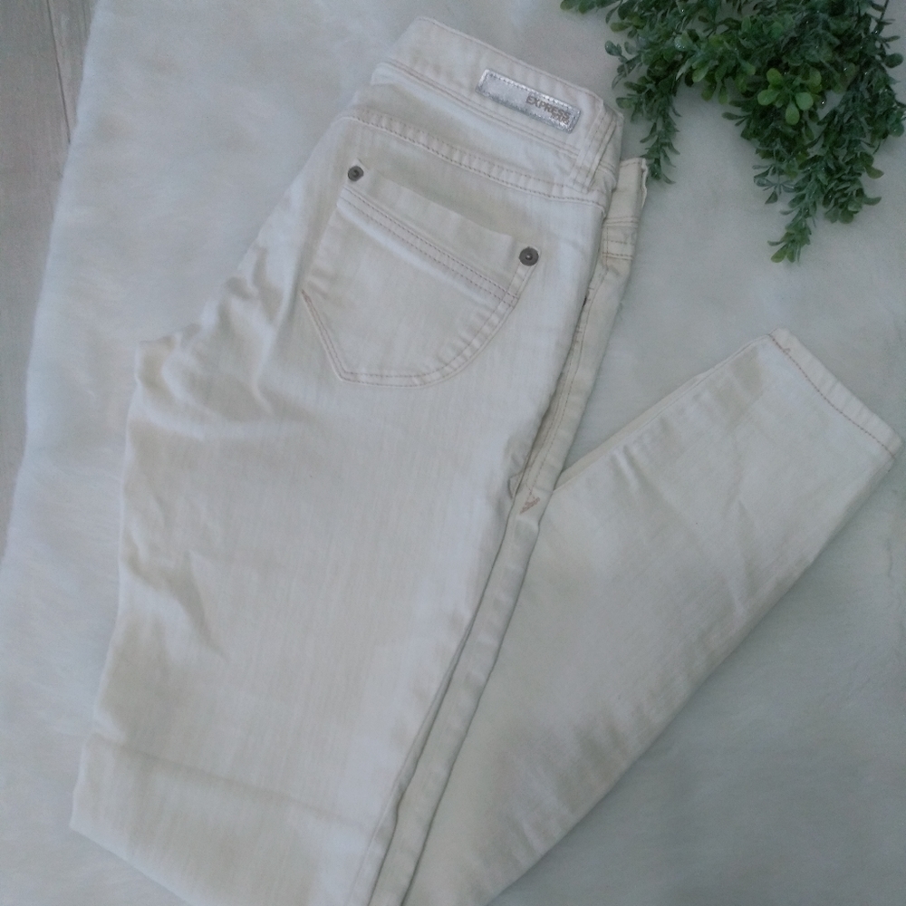 Express jeans!!
